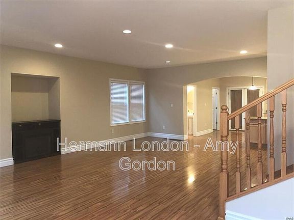 4th image of 4121 Washington Blvd