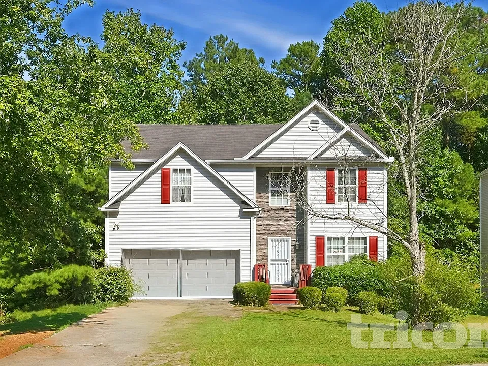 5442 Rock Lake Dr