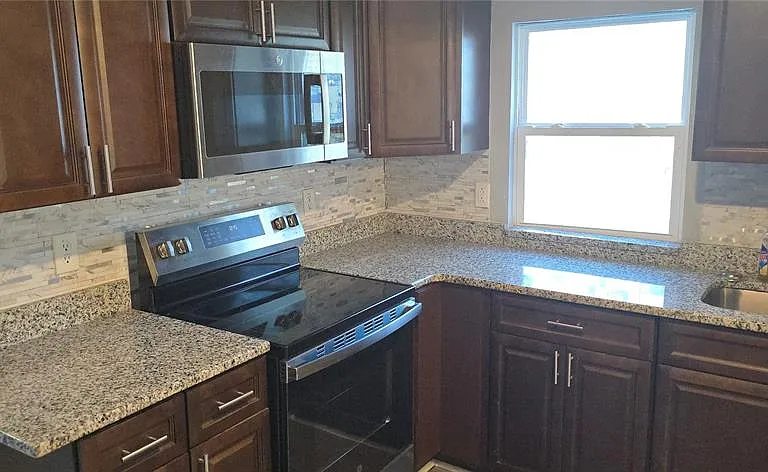 318 Chesney Blvd — Photo 23