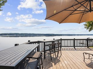 15 Hilltop Acres Dr, Lakeville, MA 02347