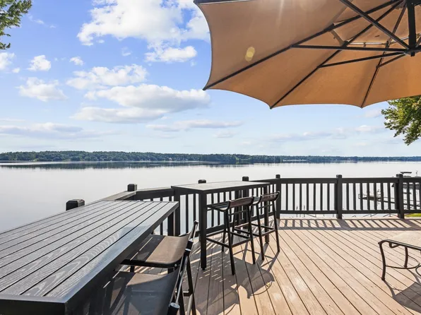 15 Hilltop Acres Dr, Lakeville, MA 02347