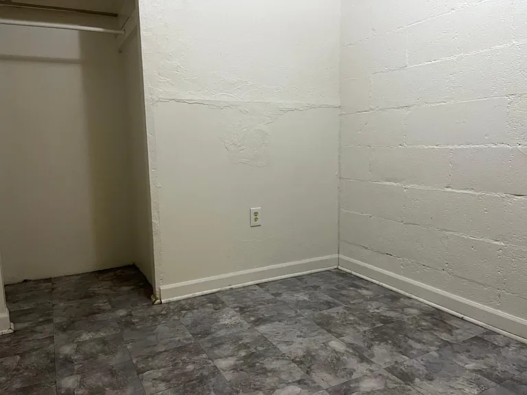 1358 N Ogden St #1B — Photo 9