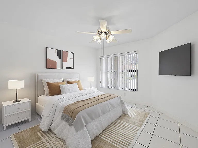 2735 SW Mariposa Cir — Photo 11
