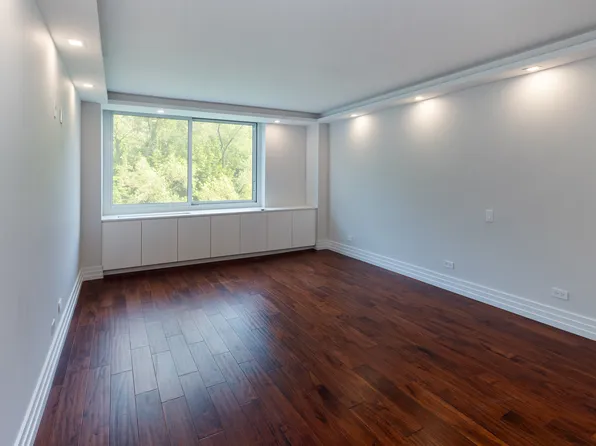 2521 Palisade Avenue image 17 of 25