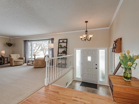 2nd image of 2725 Garland Ln N