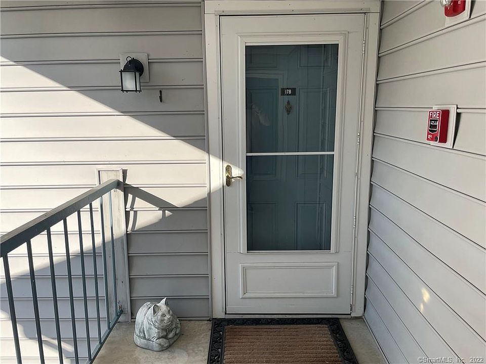 Winding Hollow Condominiums Groton, CT Zillow