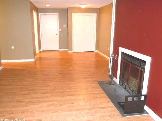 1 bed, 750 sqft, $1,550 — Photo 2