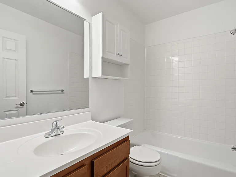 Parkview Court — Photo 44