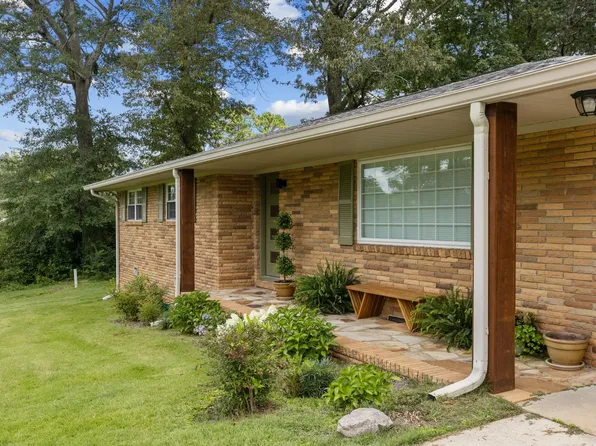 1020 Larkwood Dr NE, Cullman, AL 35055