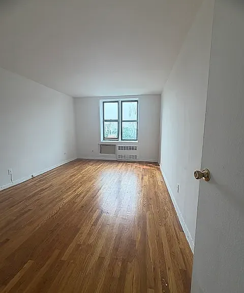 8635 21st Ave #6D — Photo 3