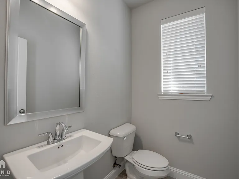 133 Knight Of Realm Blvd — Photo 5