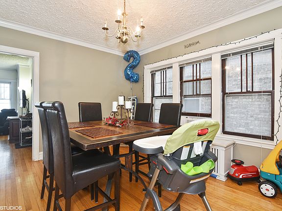 3rd image of 5707 W Goodman St