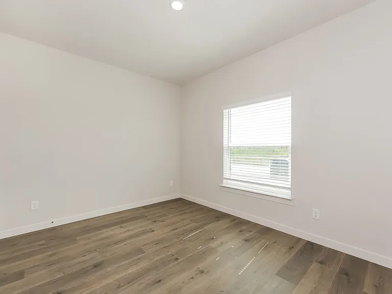 309 Julian Davis Dr — Photo 13