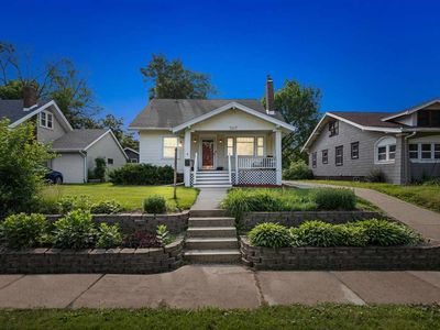 2607 B Ave NE, Cedar Rapids, IA, 52402