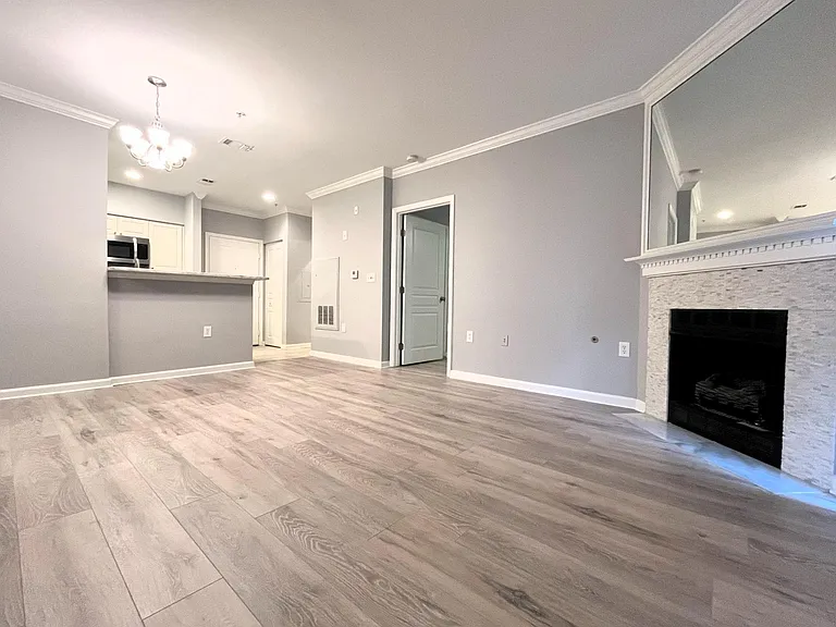 12913 Alton Sq #117 — Photo 8