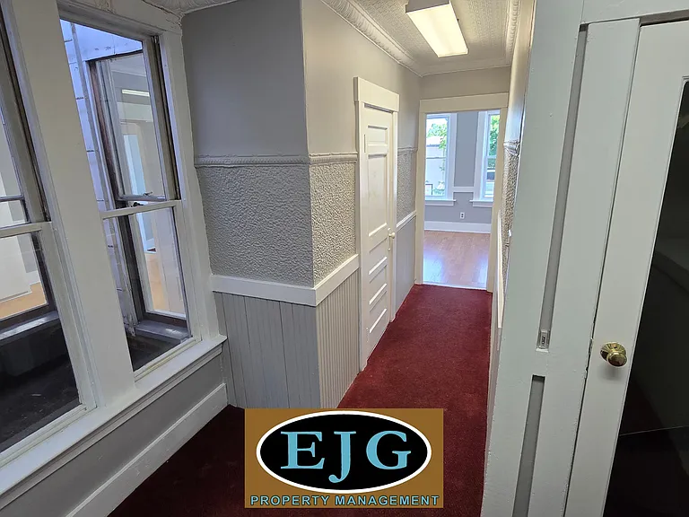 18 E Broadway #1 — Photo 18