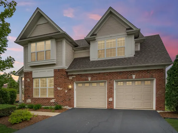 12354 S Blue Water Pkwy, Plainfield, IL 60585