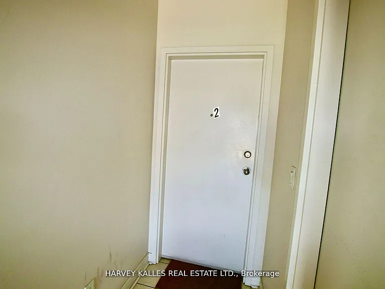 775 Ossington Ave #2 — Photo 12