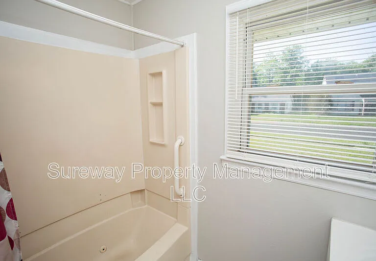 11 Sedgwick Ln — Photo 19