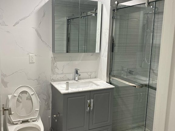 4th image of 4162 Bowne St Floor 6