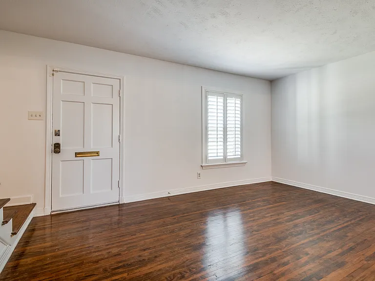 6465 Bordeaux Ave #6465 — Photo 10