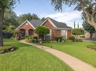 8105 Sunscape Ct, Fort Worth, TX 76123