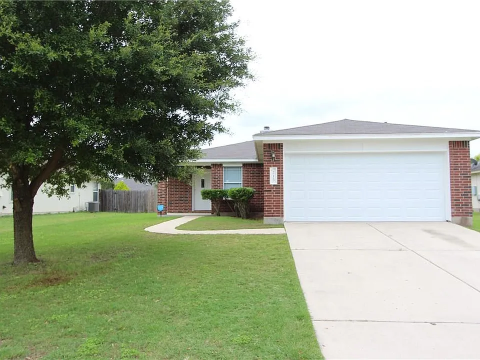 215 Jennifer Ln