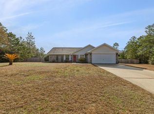 5305 Ten Point Dr, Crestview, FL 32539