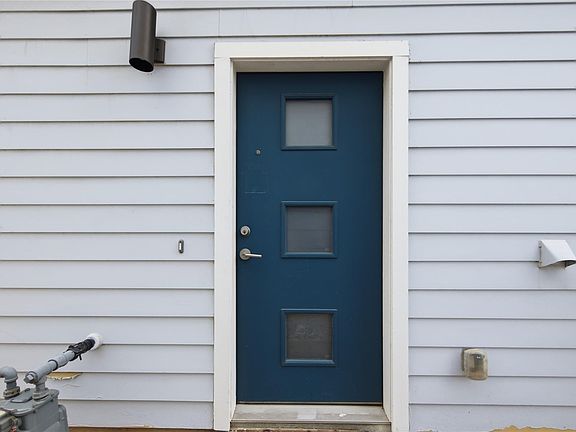 5th image of 2021 Sharper Mews Ln