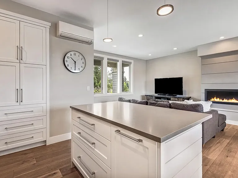 1315 NW Mount Washington Dr — Photo 5