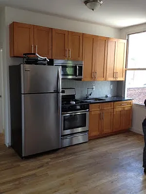 Rented by Full Time Management | media 6