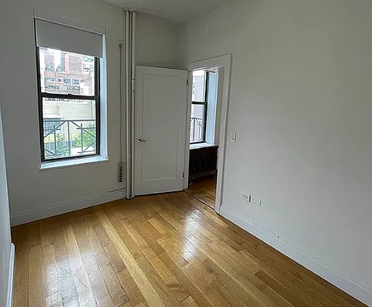 3rd image of 57 W 10th St APT 7CR