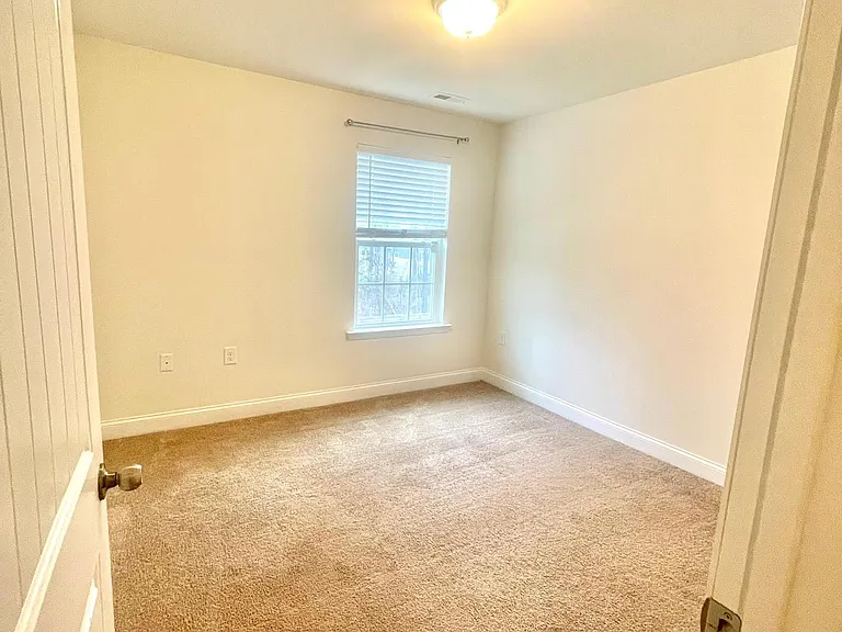 111 Sirius St — Photo 15