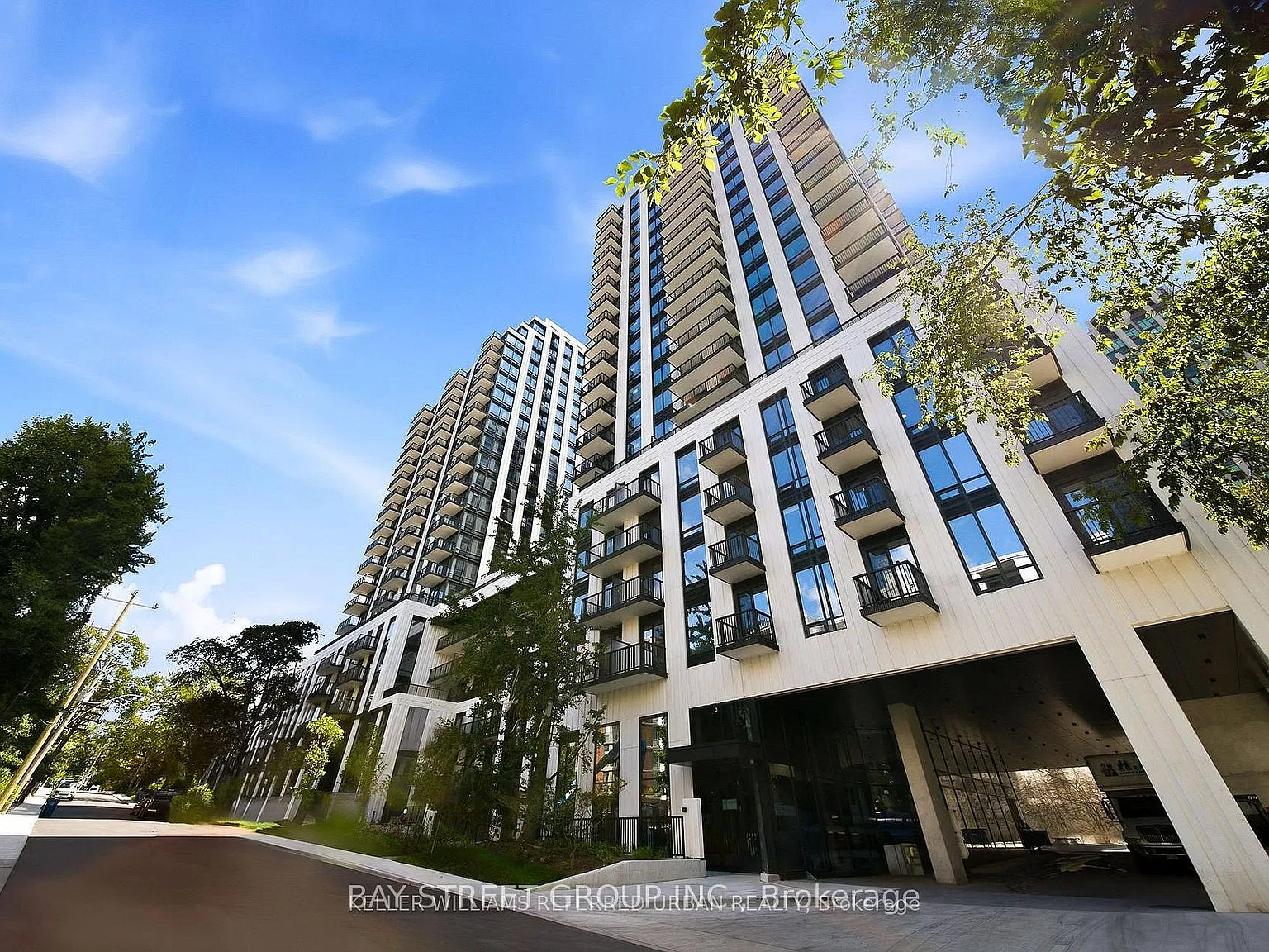 3 bed, $6,800 — Photo 3