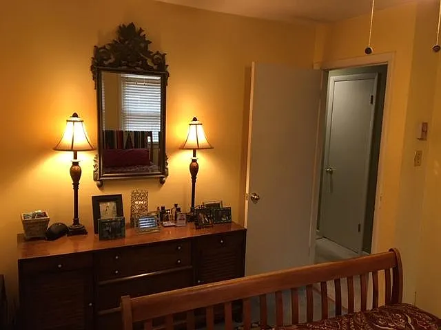 5411 Seminary Ave — Photo 36