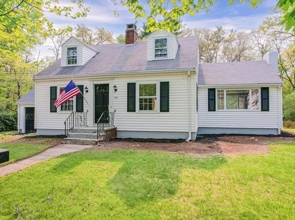 163 Turnpike St, South Easton, MA 02375