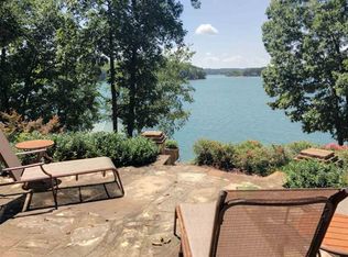 752 Navigators Point, Seneca, SC 29672