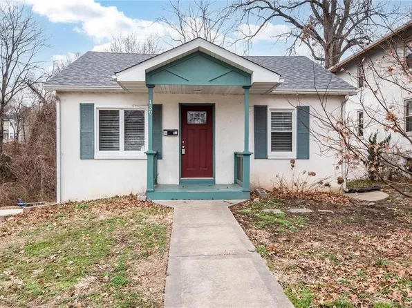 139 E Dunn St, Edwardsville, IL 62025