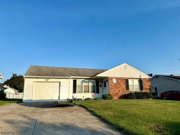 452 Ann St, Phillipsburg Town, NJ 08865