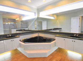 71 Spring Lake Dr, Debary, FL 32713