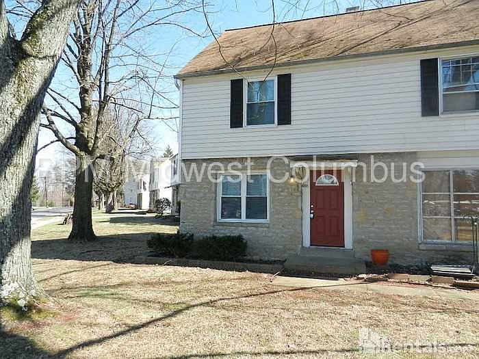 1st image of 208 Midcliff Dr