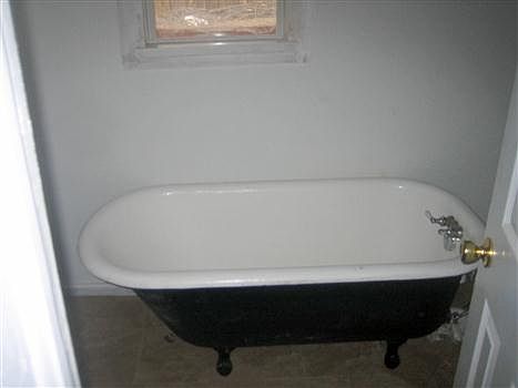 3rd image of 304 Avenue C