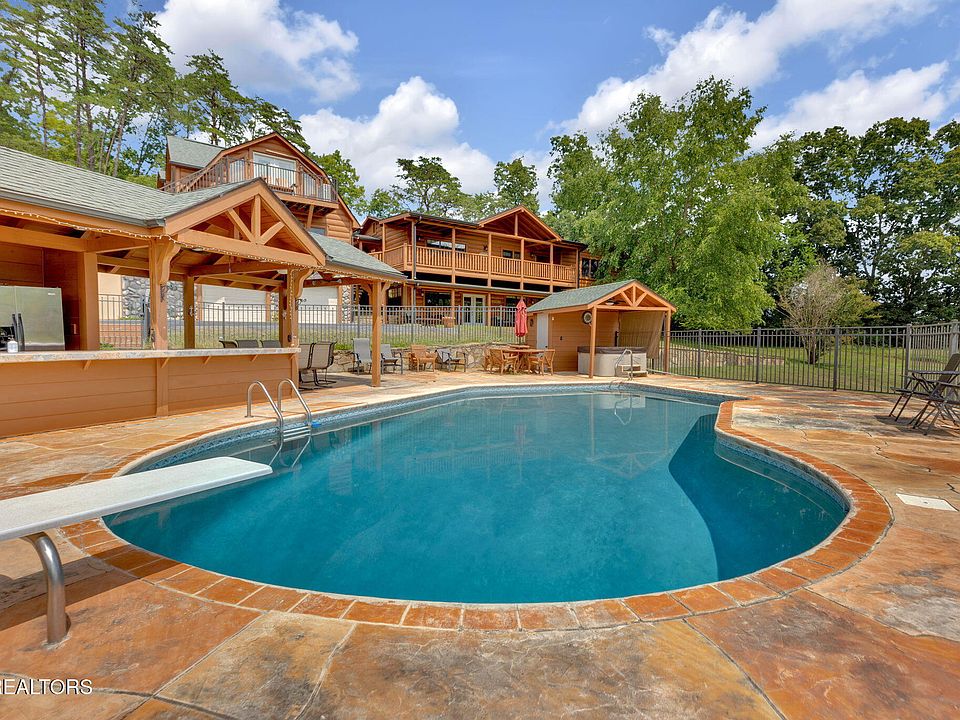 1st image of 2803 Mary Ridge Farm Rd