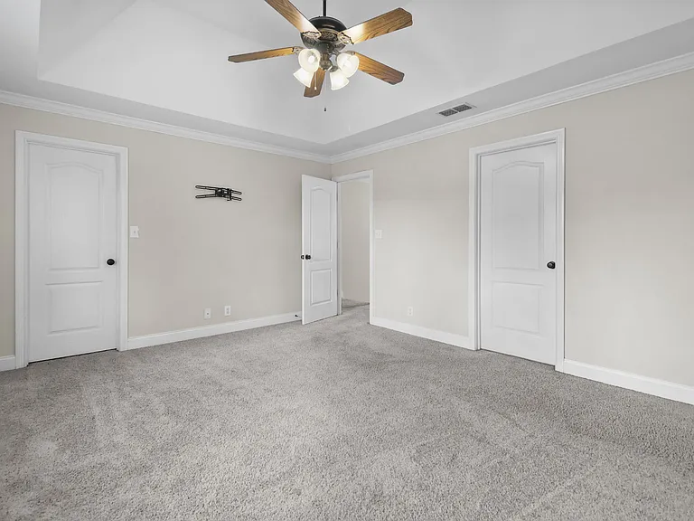 1093 Willow Cir — Photo 24