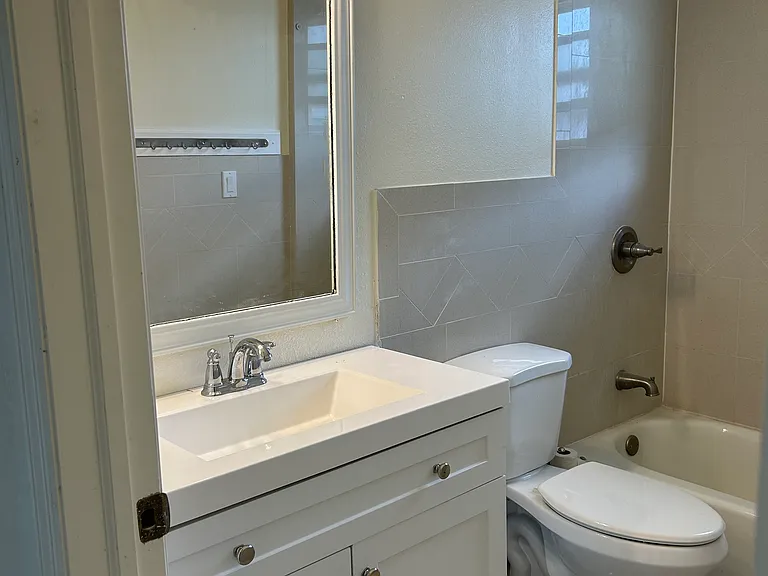 13802 Coco Ave — Photo 14