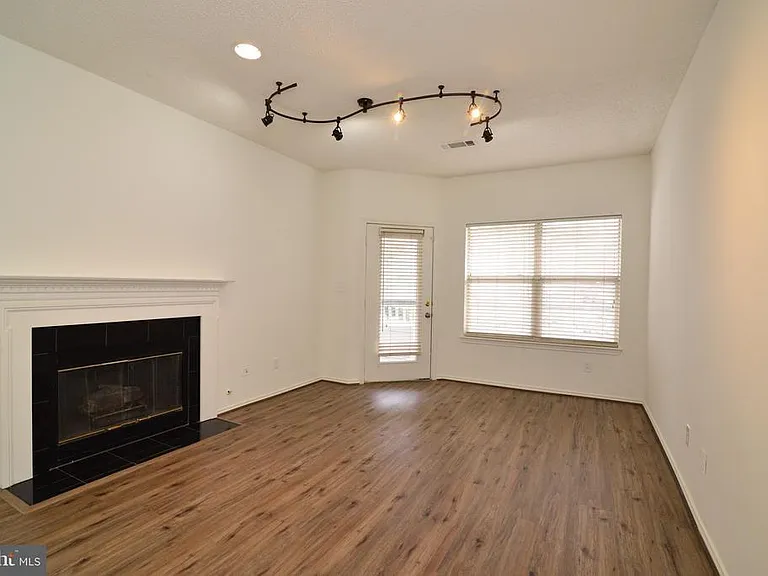 13085 Autumn Woods Way #201 — Photo 8