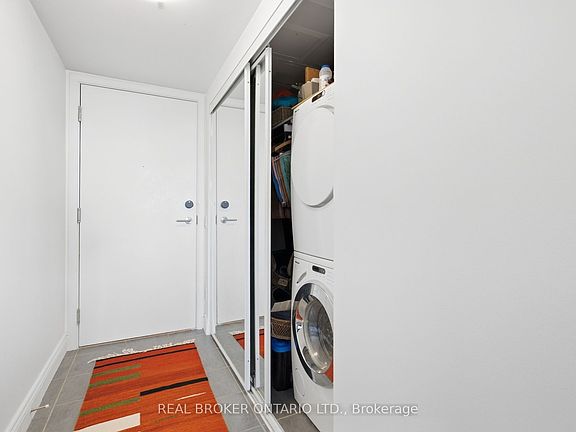 4th image of 61 Heintzman St #1110