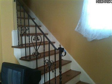 3rd image of 13710 Wainstead Ave