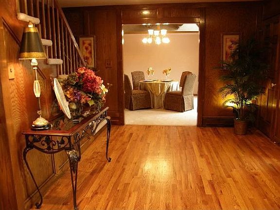 A Peek into the Formal Dining Room