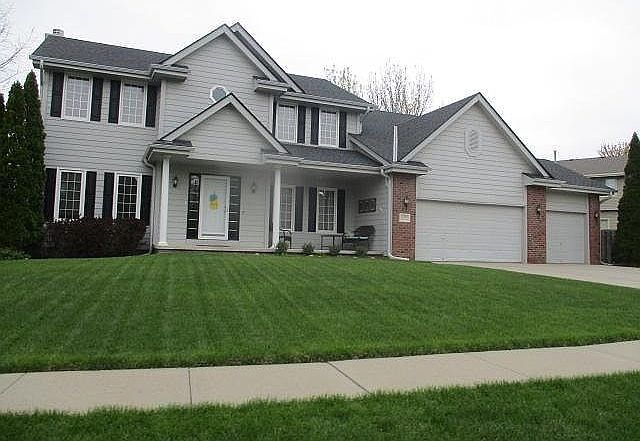 2nd image of 15364 Schuyler Dr